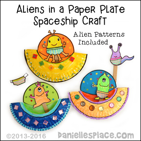Alien Puppets in a Paper Plate Spaceship